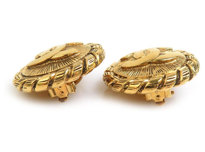 Vintage Metall Gold Clip Ohrringe von Chanel Golden - Ansicht 4