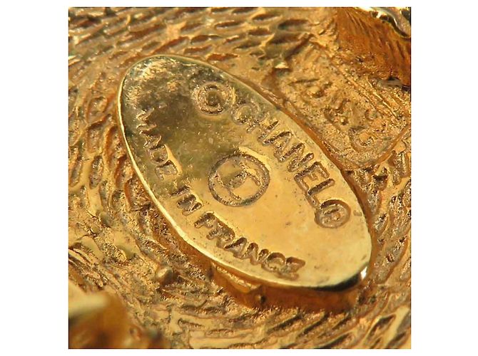 Timeless Vintage Gold Clip Ohrringe von Chanel Golden - Ansicht 8