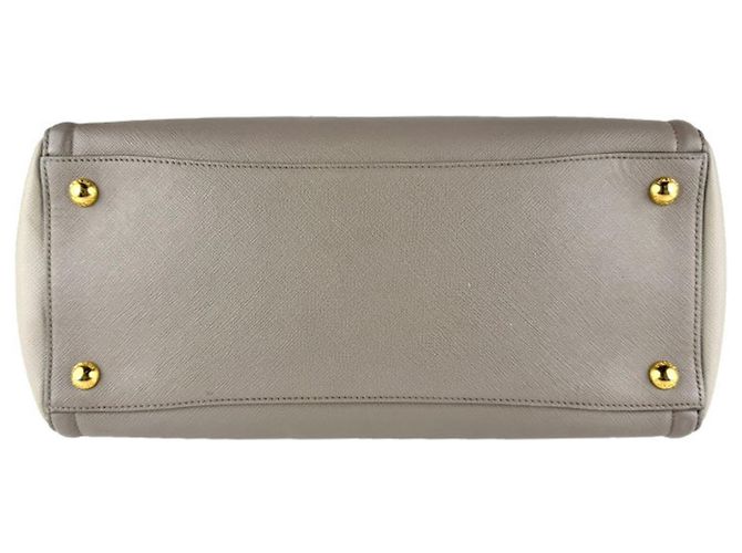 Borsa a spalla in pelle grigia Prada Marrone - vista 4