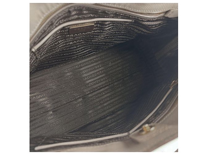 Borsa a spalla in pelle grigia Prada Marrone - vista 5