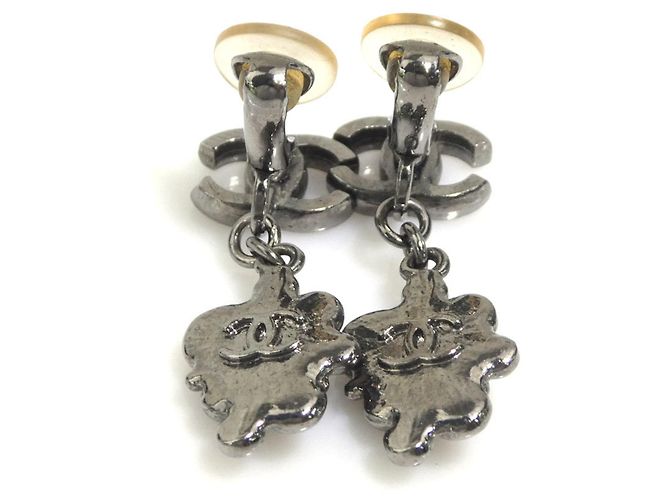 Orecchini a goccia in metallo gunmetal Chanel Metallico - vista 4