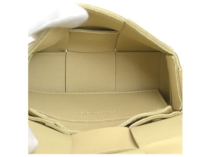 Cassette Borsa a spalla in pelle beige Bottega Veneta - vista 5