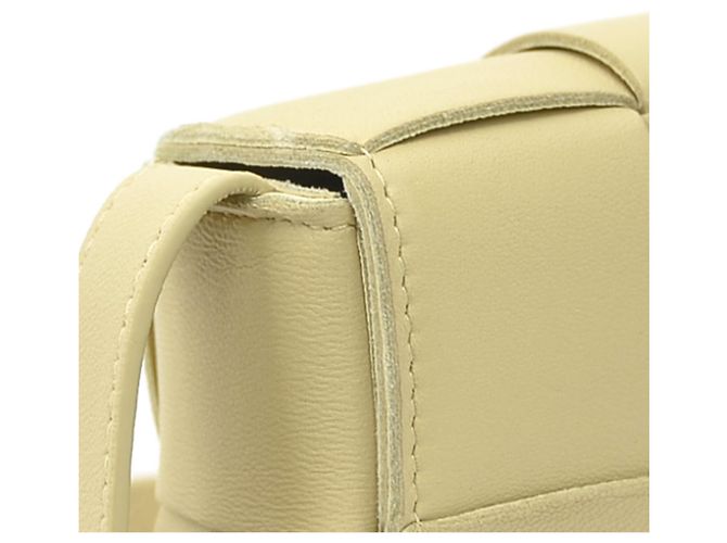 Cassette Borsa a spalla in pelle beige Bottega Veneta - vista 6