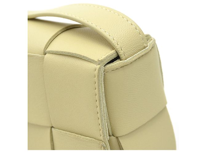 Cassette Borsa a spalla in pelle beige Bottega Veneta - vista 9
