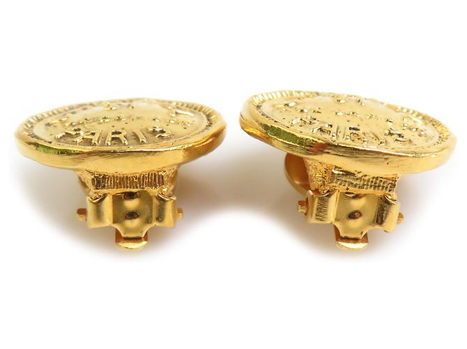 Timeless Vintage Gold Clip Ohrringe von Chanel Golden - Ansicht 4