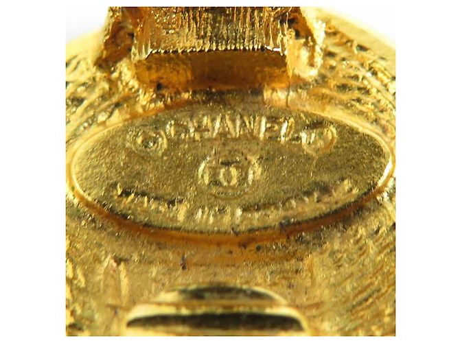 Timeless Vintage Gold Clip Ohrringe von Chanel Golden - Ansicht 8