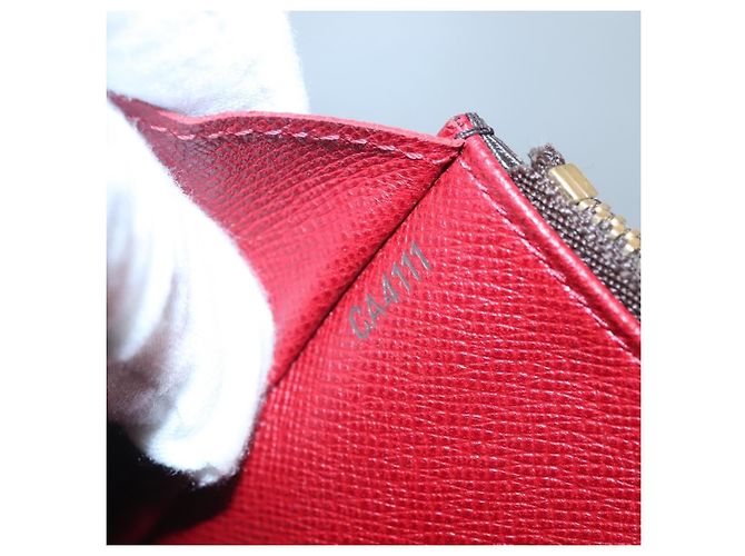 Louis Vuitton Emilie Monogram Canvas Rosso - vista 7