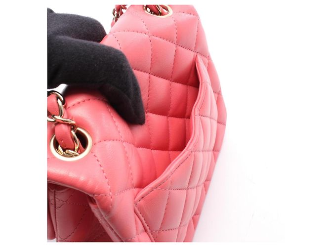 Borsa a Spalla Chanel Mini Matelassé in Pelle di Agnello Rosa - vista 6