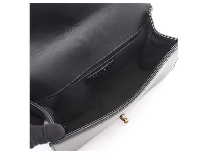 Borsa a Spalla Boy di Chanel in Pelle Nera Nero - vista 3