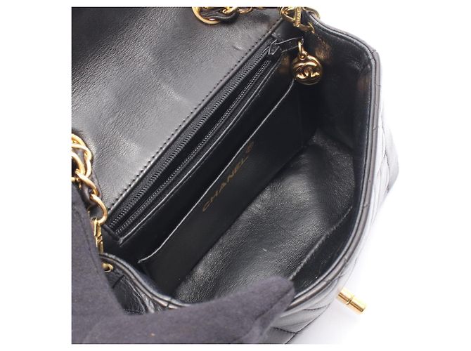 Mini borsa Matelassé di Chanel Nero - vista 3