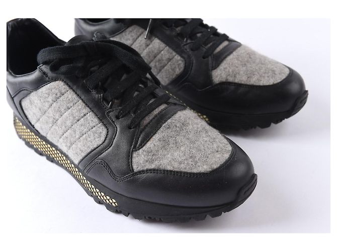 Sneakers Gucci Runner in pelle nera e feltro grigio Nero - vista 2