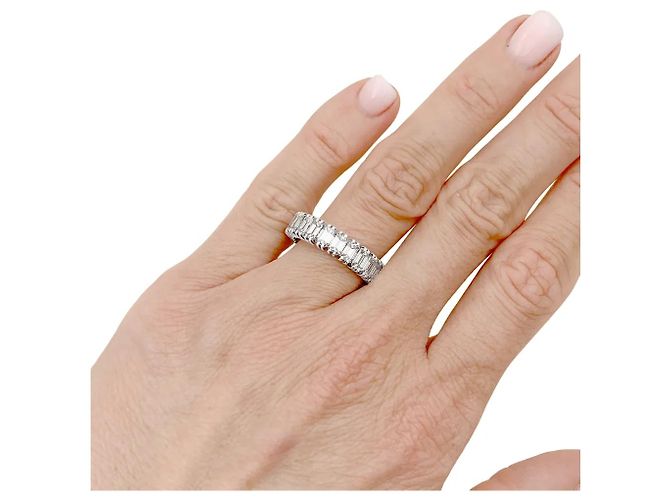 Autre Marque Anello eternità, platino e diamanti taglio smeraldo. - vista 6