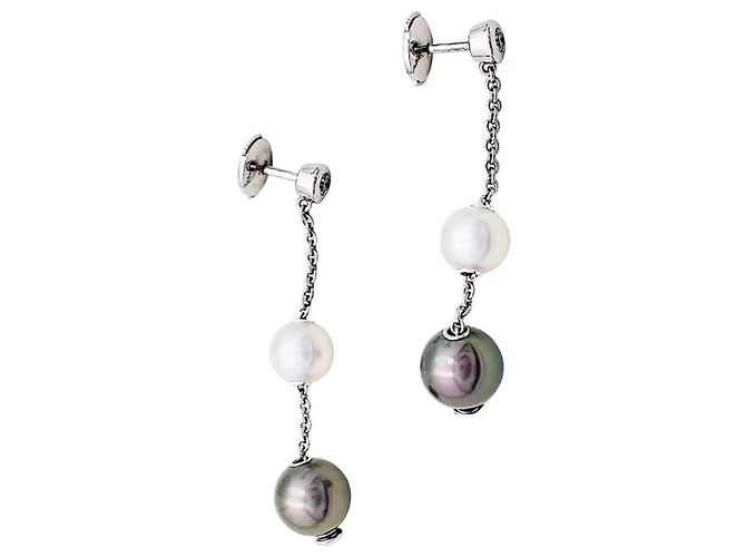 Orecchini Mikimoto, oro bianco, perle e diamanti. - vista 2