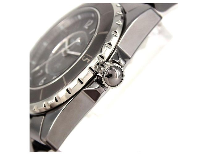 Chanel J12 Chromatic 33mm Keramik Quarz Uhr - Ansicht 4