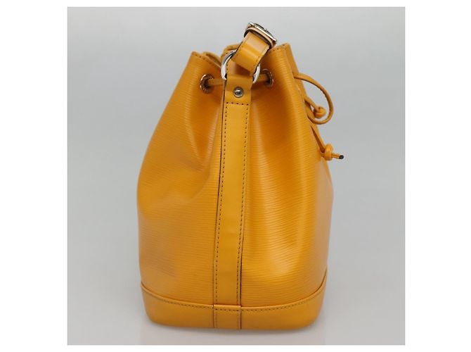 Louis Vuitton Petit Noe NM Epi Leather Giallo - vista 3