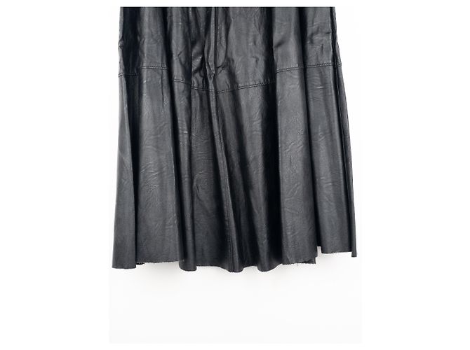 Maison Martin Margiela Saia maxi plissada em couro sintético MM6 Maison Margiela Preto - vista 11