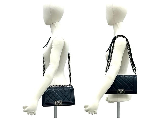 Borsa a spalla in pelle con catena Chanel Boy Coco Mark Blu navy - vista 2