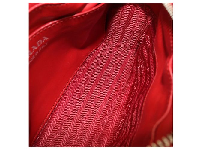 Borsa a tracolla in pelle rossa Prada Rosso - vista 4