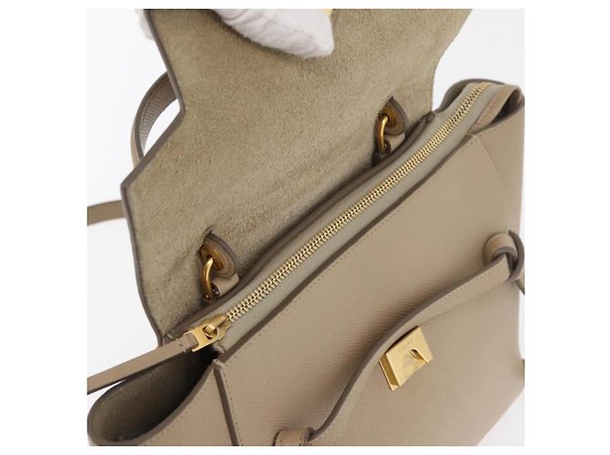 Belt Bag Céline Borsa a Cintura CELINE in Pelle 2 in 1 Beige Oro Auth ep14314 D'oro - vista 18