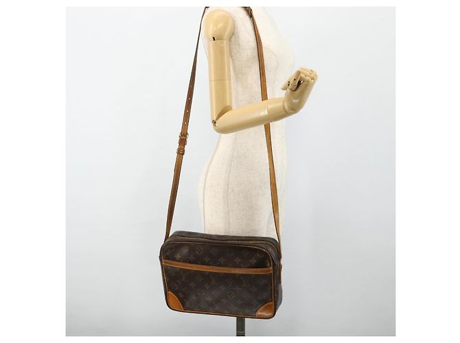 LOUIS VUITTON Borsa a Spalla Monogram Trocadero 30 M51272 LV Auth ep14215 Monogramma - vista 24