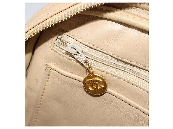 Borsa a spalla a catena CHANEL in pelle beige oro CC Auth bs34488 D'oro - vista 19