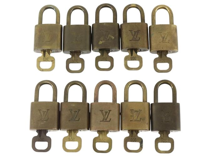 LOUIS VUITTON Set di 10 Lucchetti in Metallo Dorato LV Auth 167229 D'oro - vista 2