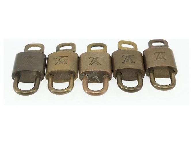 LOUIS VUITTON Set di 10 Lucchetti in Metallo Dorato LV Auth 167229 D'oro - vista 7