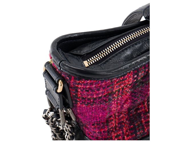 CHANEL - Borsa a tracolla Gabrielle mini Chanel in tweed rosa - vista 5