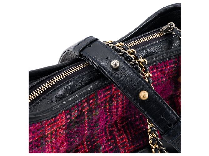CHANEL - Borsa a tracolla Gabrielle mini Chanel in tweed rosa - vista 6