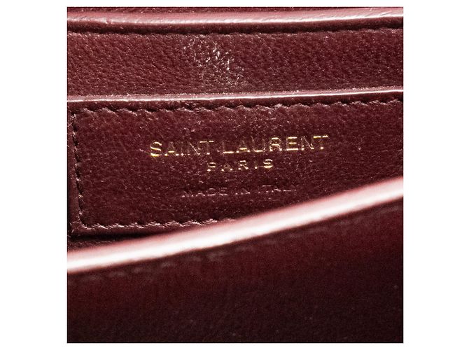SAINT LAURENT - Borsa a spalla Cassandra Top Handle mini in pelle di coccodrillo embossata Nero - vista 8