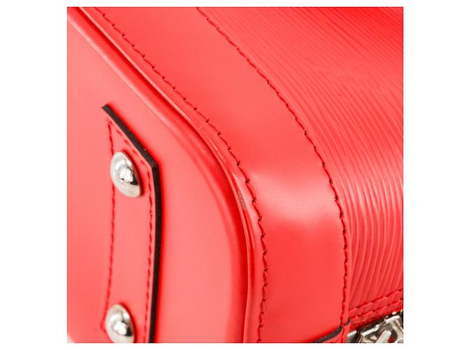 LOUIS VUITTON - Borsa a Spalla Alma BB Louis Vuitton in Pelle Epi Rossa Rosso - vista 7