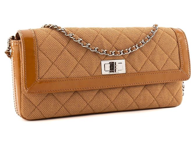 CHANEL - Borsa a Spalla East West Chocolate Bar in Pelle Verniciata e Jersey Marrone - vista 2