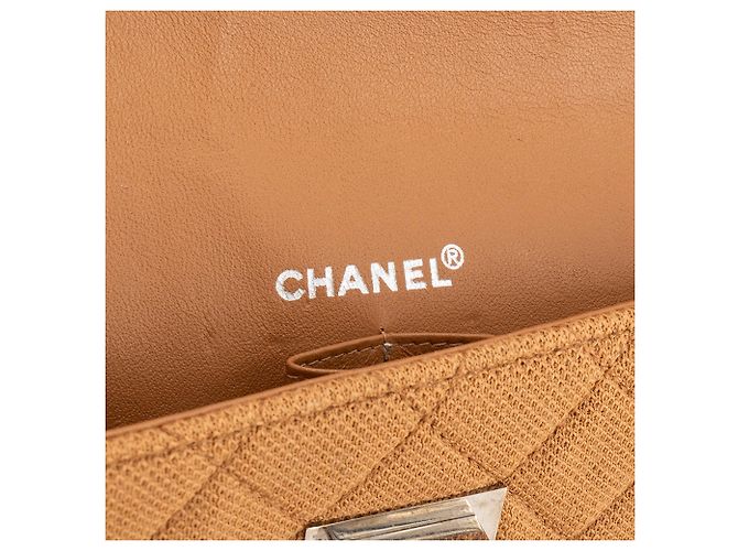 CHANEL - Borsa a Spalla East West Chocolate Bar in Pelle Verniciata e Jersey Marrone - vista 5