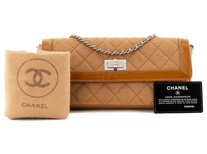 CHANEL - Borsa a Spalla East West Chocolate Bar in Pelle Verniciata e Jersey Marrone - vista 8