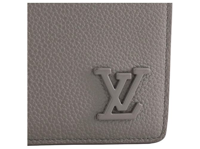 LOUIS VUITTON - Louis Vuitton Geldbörse aus grauem genarbtem Leder - Ansicht 5
