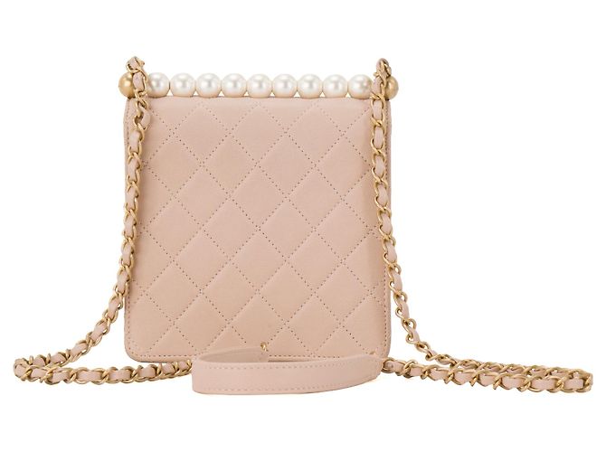 CHANEL - Borsa a tracolla Pearl verticale Chanel in pelle liscia rosa e perle bianche - vista 3