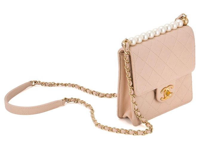 CHANEL - Borsa a tracolla Pearl verticale Chanel in pelle liscia rosa e perle bianche - vista 5