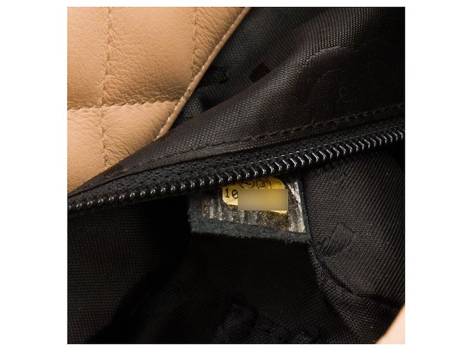 CHANEL - Borsa a Mano Cambon Chanel in Pelle Liscia Beige e Nera - vista 8
