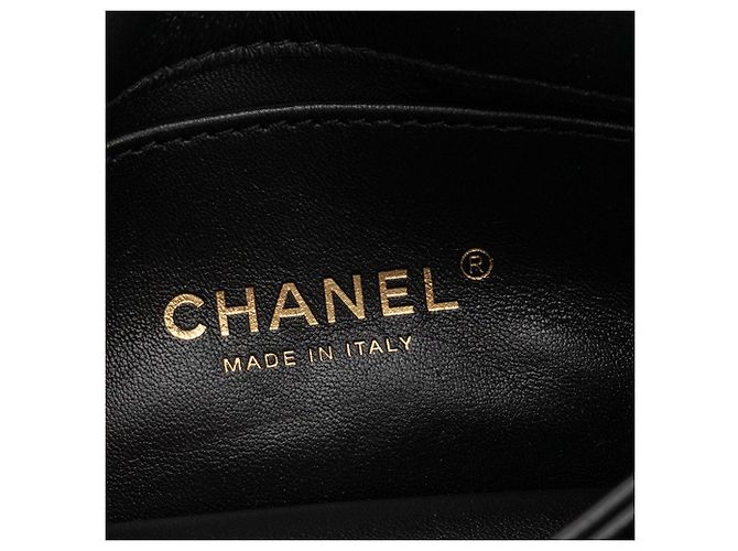 CHANEL - Borsa a tracolla Color Match Chanel in pelle liscia nera Nero - vista 5