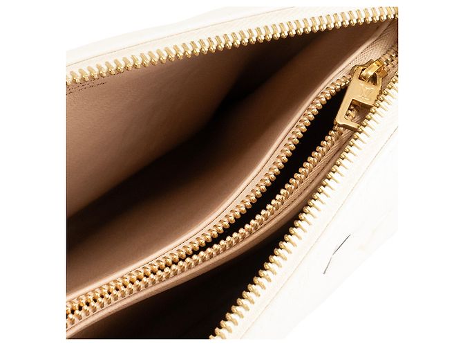 LOUIS VUITTON - Borsa a Spalla Coussin PM Louis Vuitton in Pelle Beige Edizione Limitata - vista 9