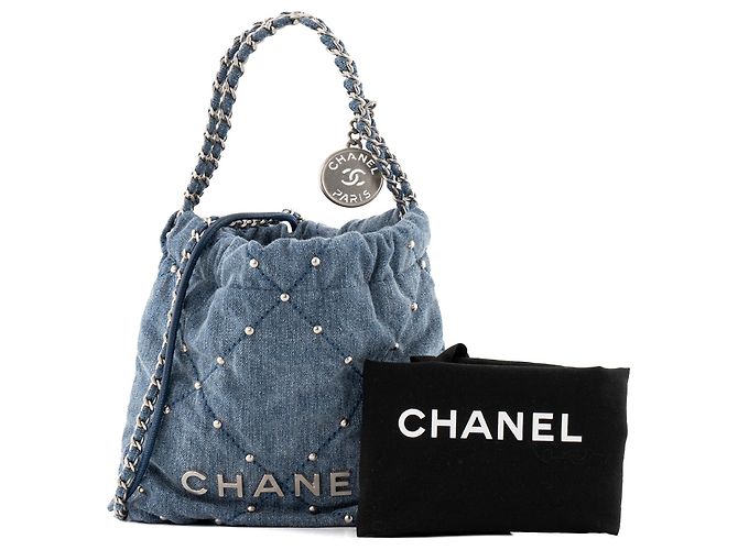 CHANEL - Borsa a tracolla Mini 22 Chanel in denim blu e borchie - vista 10