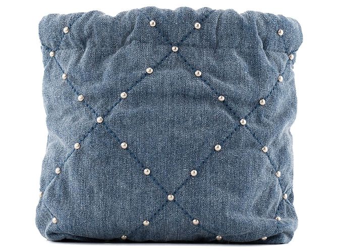 CHANEL - Borsa a tracolla Mini 22 Chanel in denim blu e borchie - vista 3