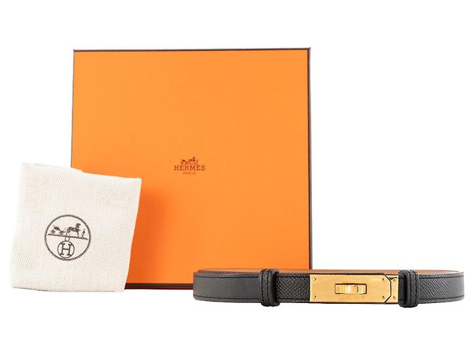 HERMÈS - Kelly Gürtel 18 Hermès aus schwarzem Epsom-Leder - Ansicht 5