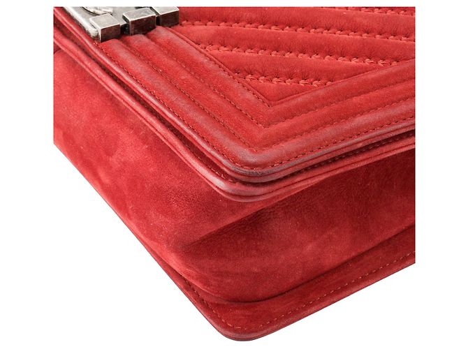 CHANEL - Borsa a Spalla Boy Medium in Camoscio Rosso Bordò - vista 7