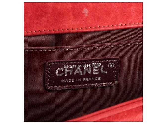 CHANEL - Borsa a Spalla Boy Medium in Camoscio Rosso Bordò - vista 8