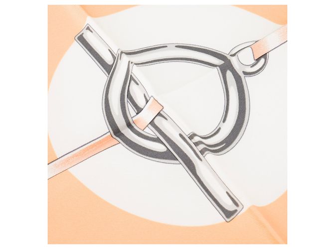 HERMÈS - Lenço de Seda 90 cm Figura Artística Hermès em Multicor - vista 3