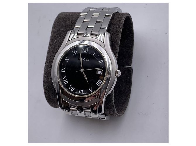Gucci Edelstahl-Modell 5500 M Uhr mit Datumsanzeige in Schwarz Silber - Ansicht 8