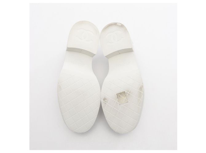 Timeless Chanel Leder-Loafer Weiß - Ansicht 4