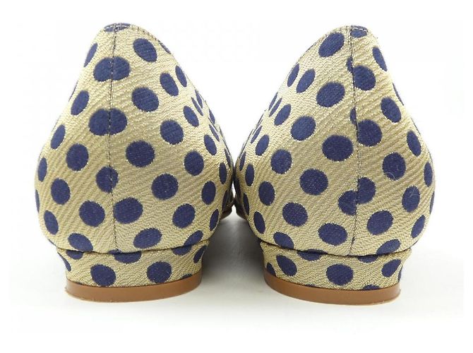 Scarpe Flat Manolo Blahnik D'oro - vista 5