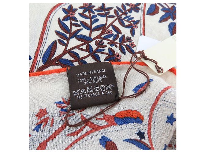 Cachecol grande em caxemira e seda Triangle Geant da Hermès Multicor - vista 8